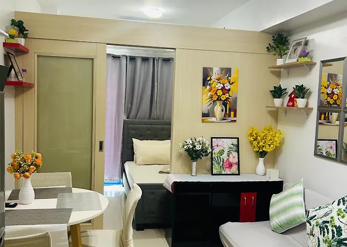 Sea Residences Moa-eric アパート